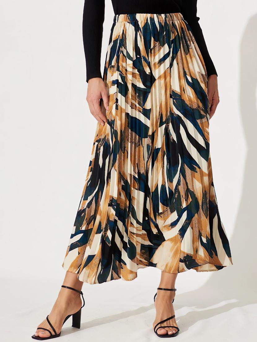 women mid-rise printed pleated skirt