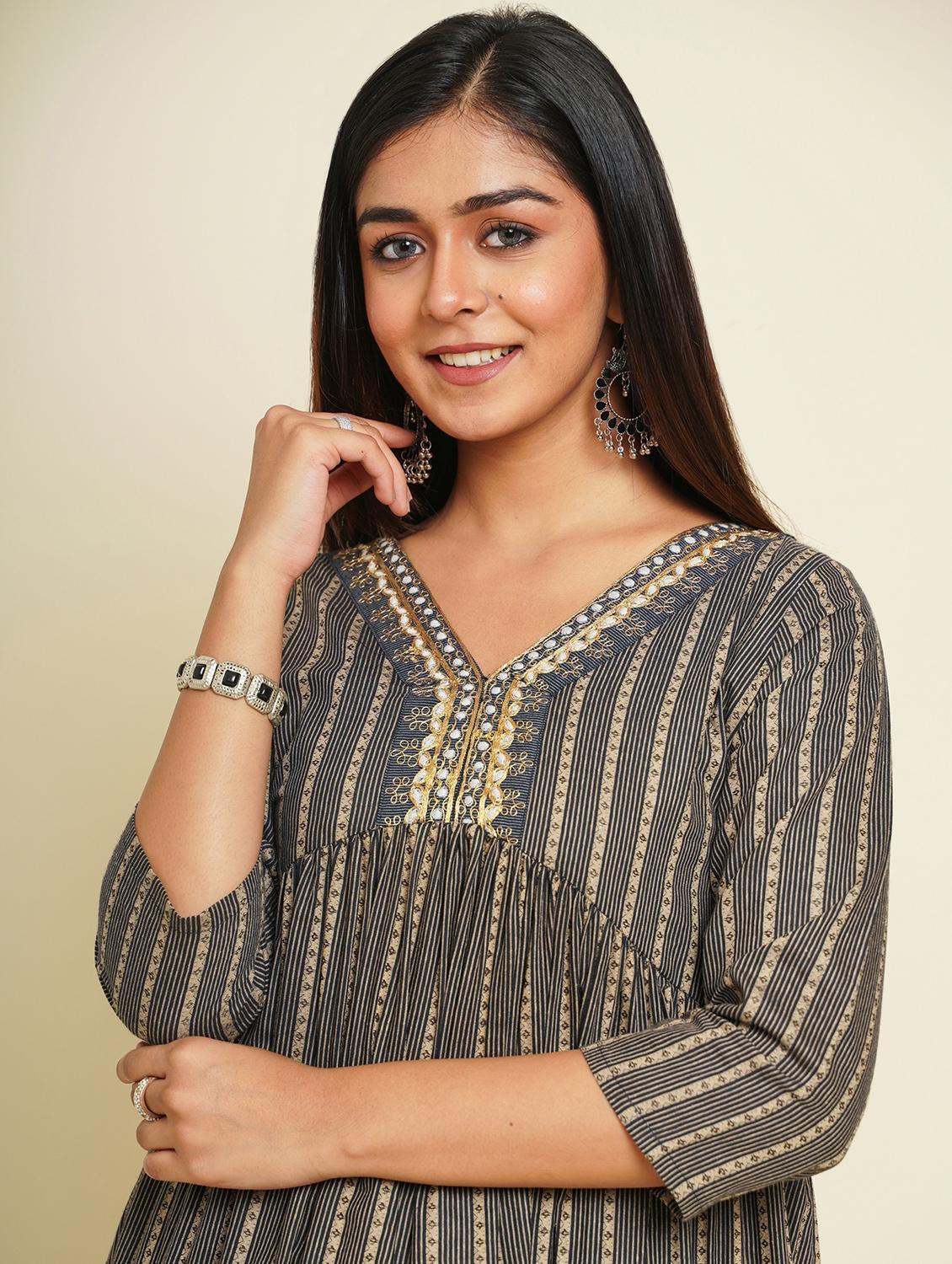women blue v neck kurta salwar set - 21016694 - Standard Image - 3