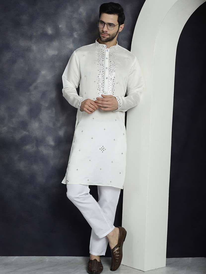 men solid with work mandarin neck long kurta - 21018309 -  Standard Image - 3