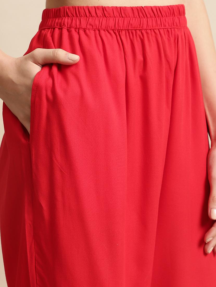 women red kurta pant set with dupatta - 21022603 - Standard Image - 5