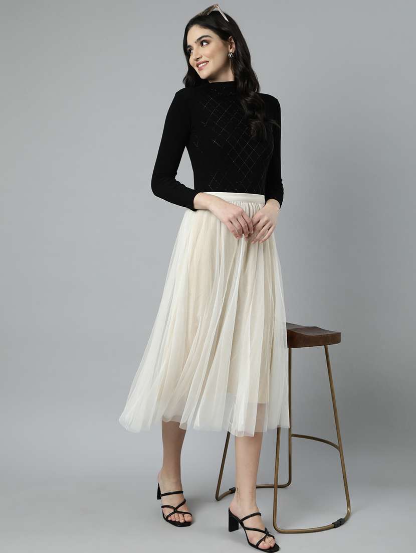 women mid-rise solid flared skirt - 21023450 -  Standard Image - 3
