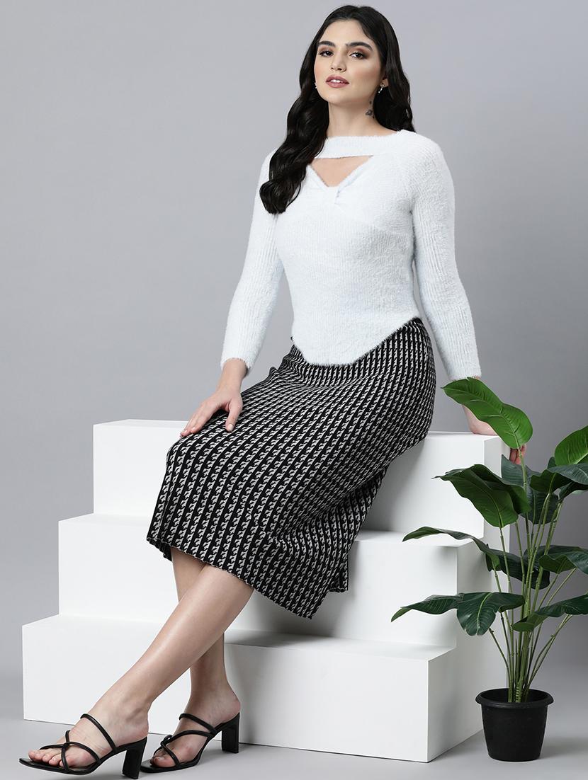 white acrylic regular top - 21023746 - Standard Image - 5