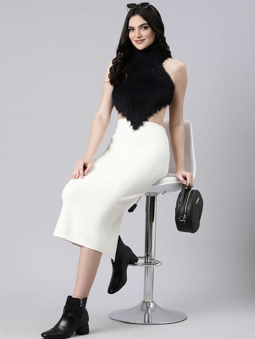 women black solids sleeveless crop top - 21023854 -  Standard Image - 5