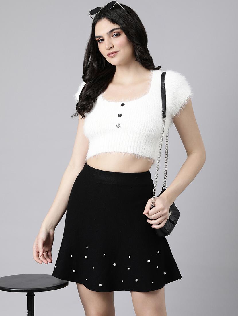 women white solids short sleeves crop top - 21023855 - Standard Image - 3