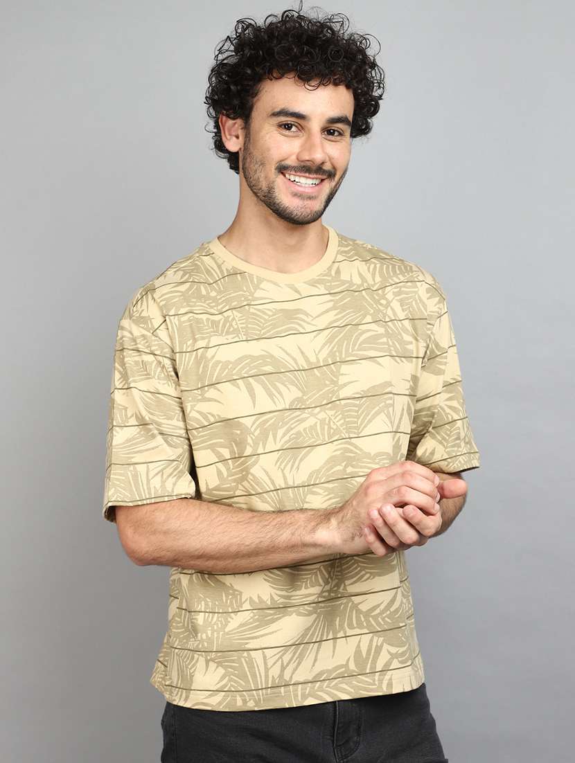 men beige all over printed t-shirt