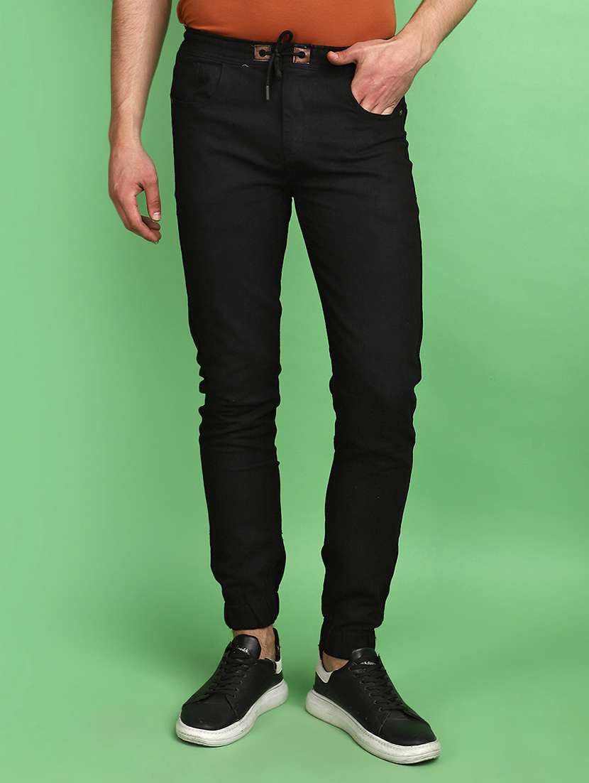 men solid mid rise jogger