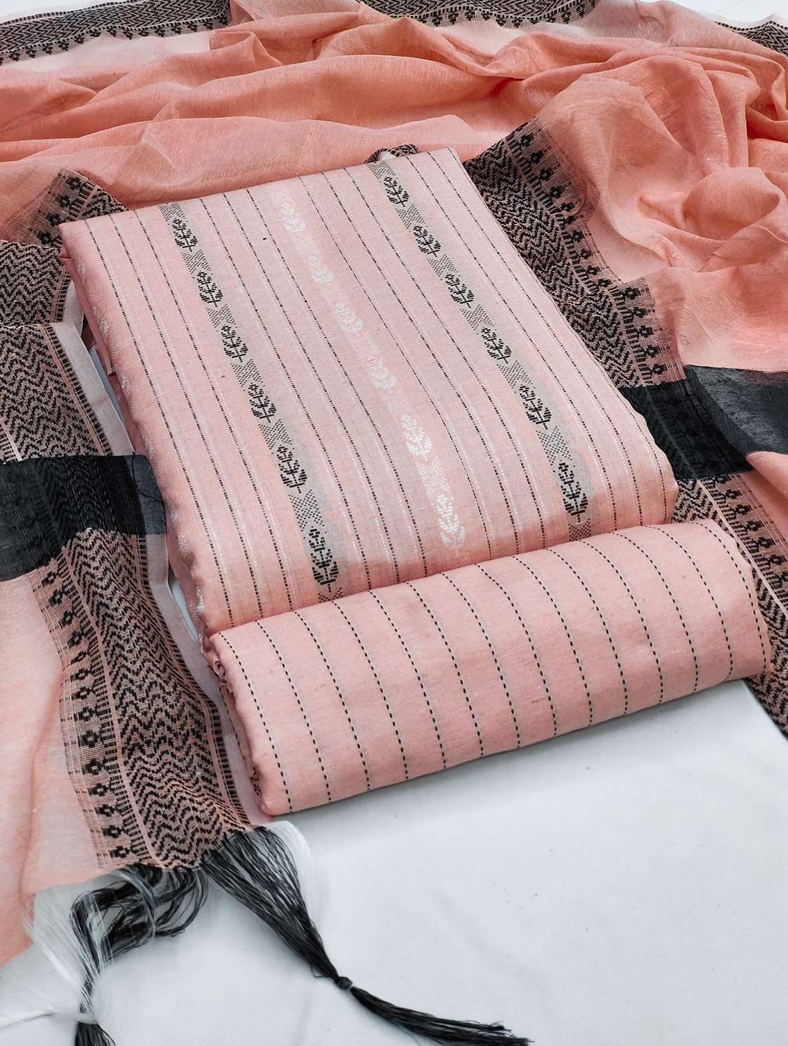 women self design semi-stitched suit set - 21026652 -  Standard Image - 3