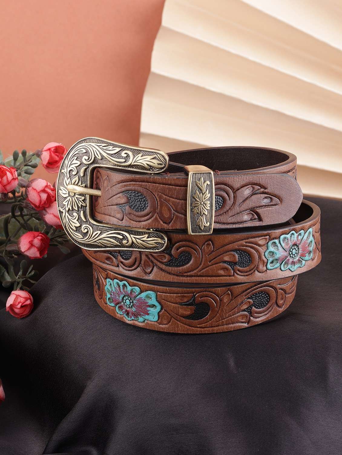 brown solid buckle belt