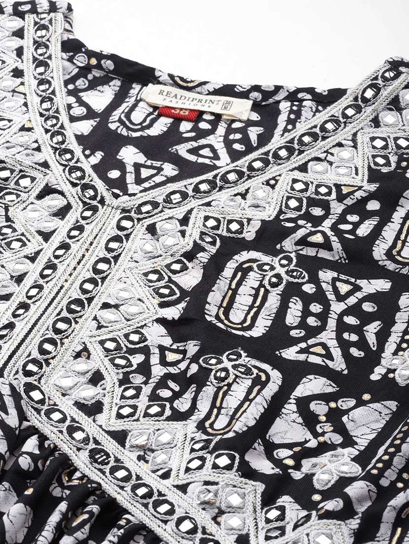 women three quarter sleeve kurta pant with dupatta set - 21031702 -  Standard Image - 5