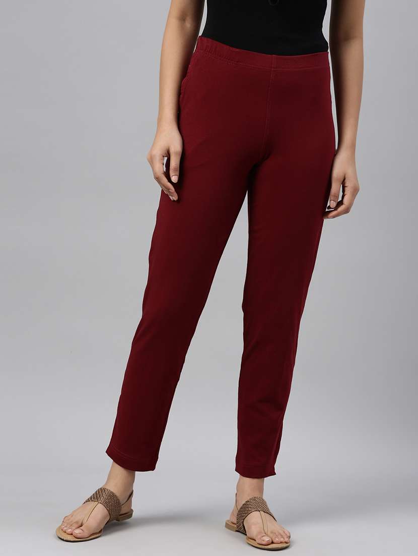 women solid mid rise tapered pant