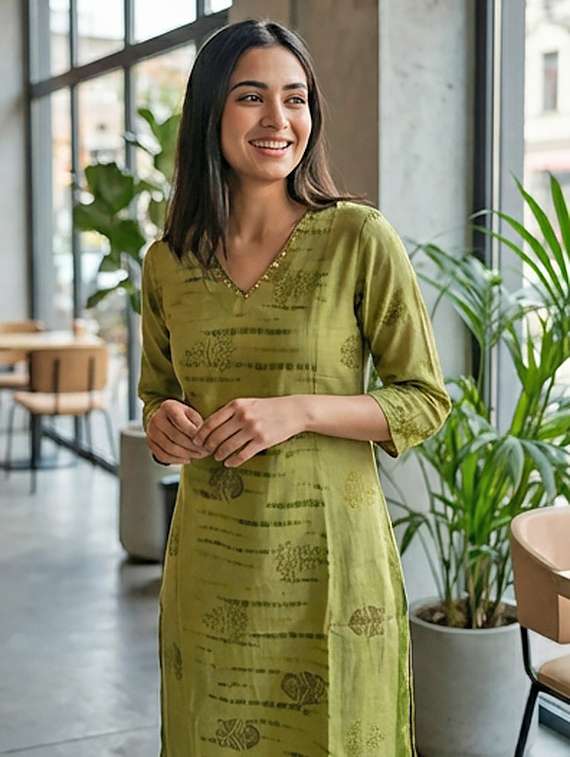 women printed three quarter sleeve straight kurta