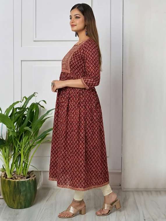 women printed three quarter sleeve kurta - 21036161 -  Standard Image - 3