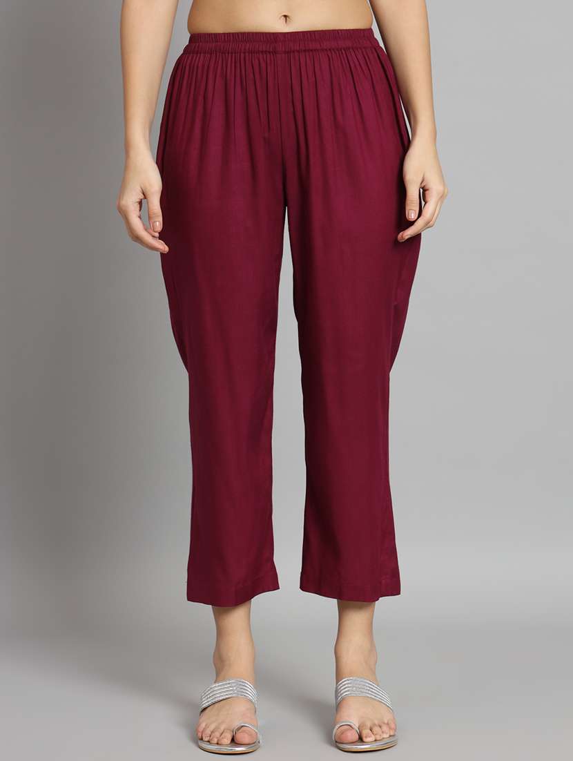 women maroon v neck kurta pant set  - 21036663 -  Standard Image - 3