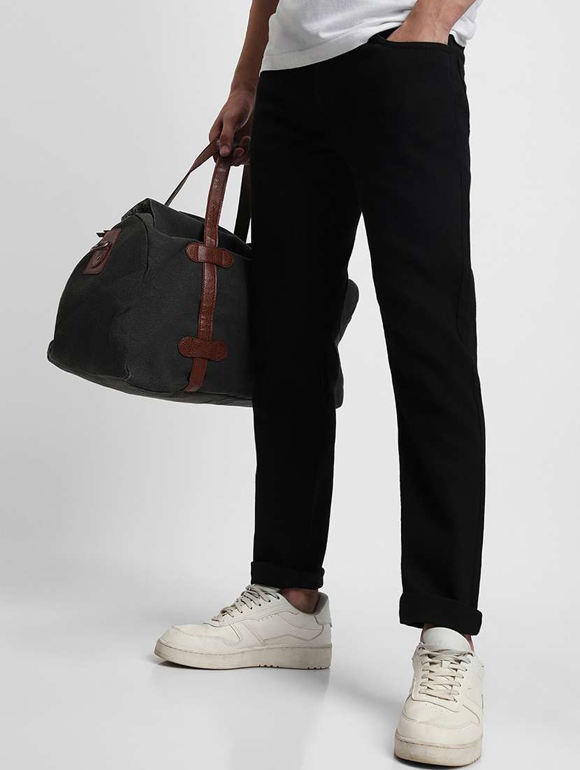 men mid rise plain jeans