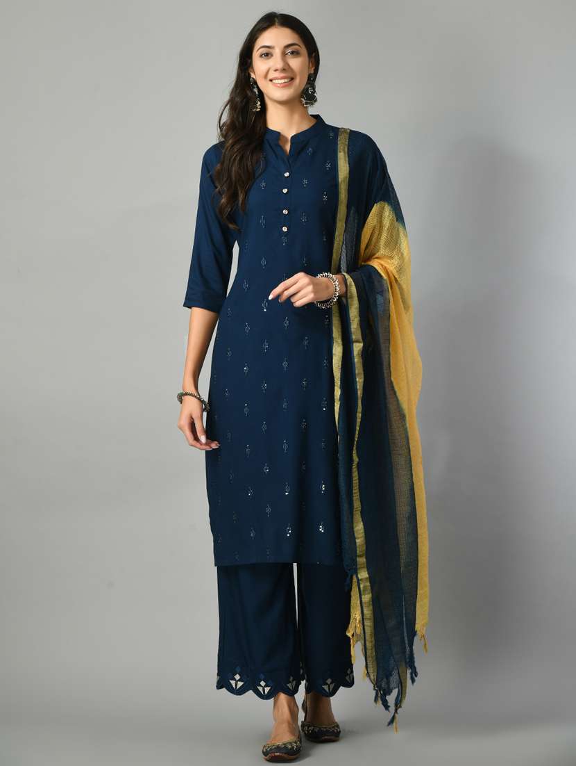 women three quarter sleeve suit set