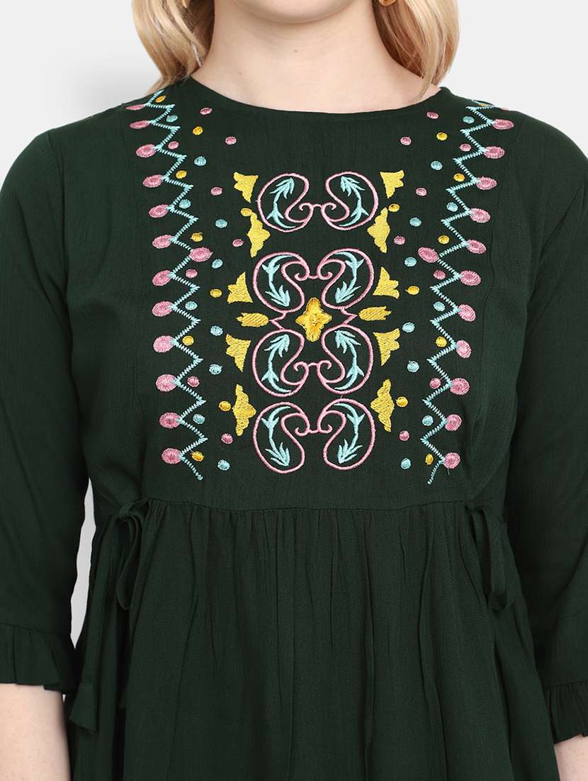 green embroidered regular top - 21051353 -  Standard Image - 5