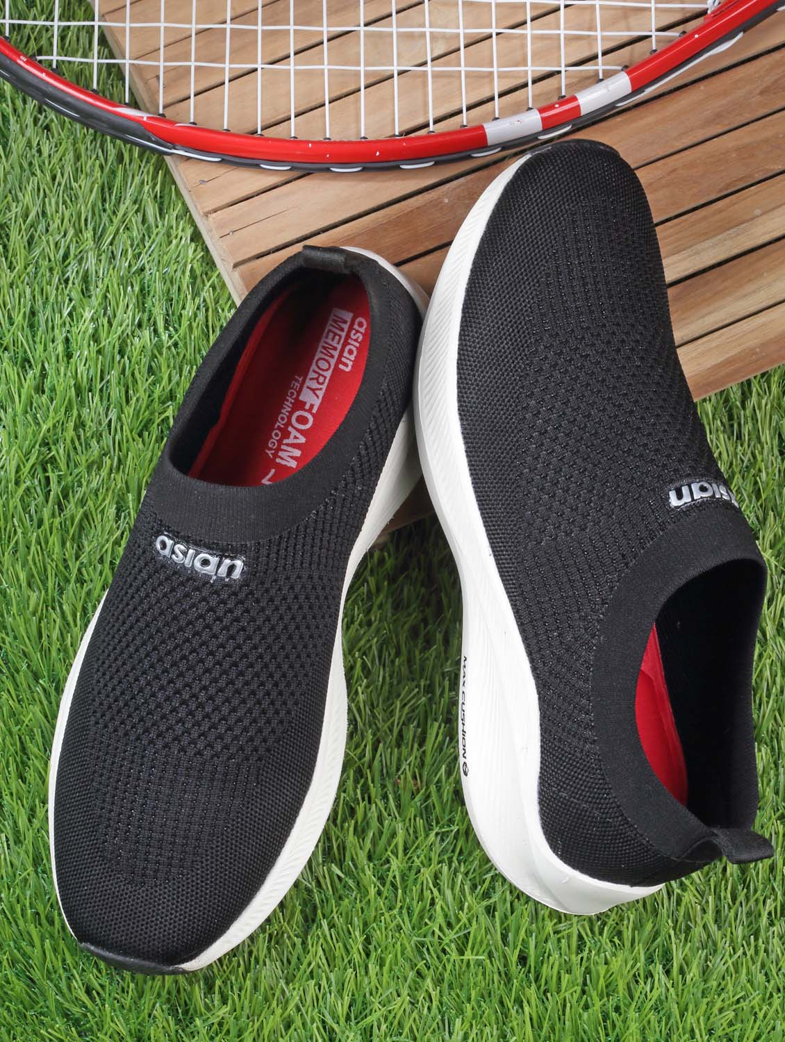 men slip on running sport shoes - 21053417 - Zoom Image - 0