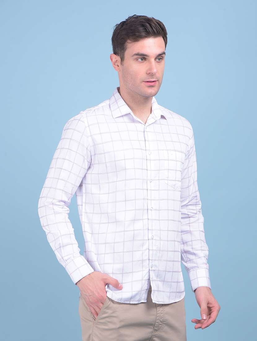 men long sleeved checkered casual shirt