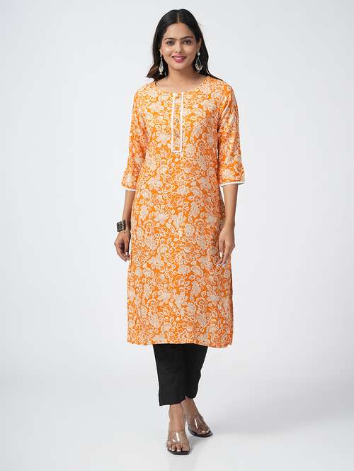 women three quarter sleeve straight kurta - 21067739 -  Standard Image - 0