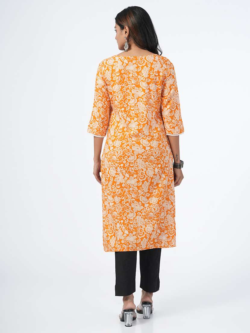 women three quarter sleeve straight kurta - 21067739 -  Standard Image - 3