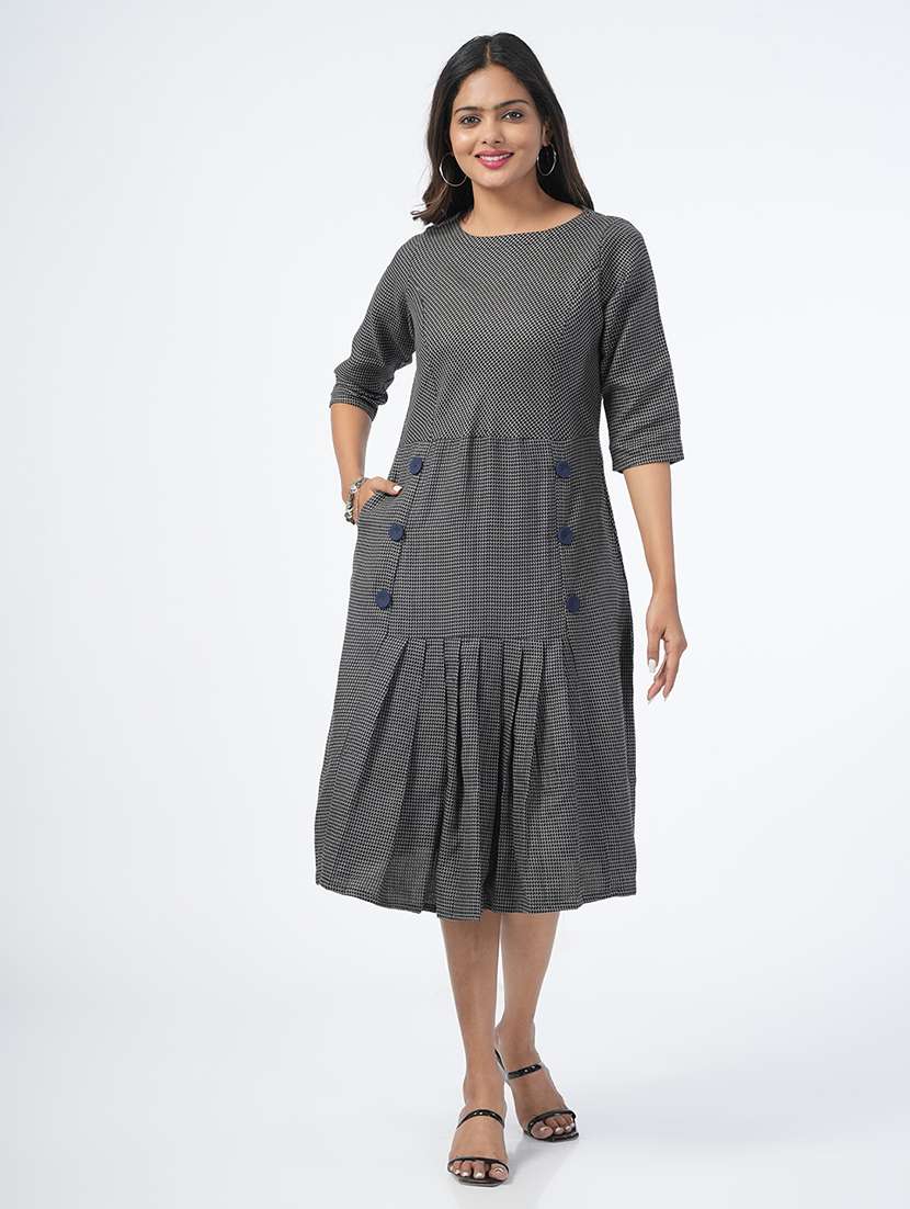 black self design a-line ethnic dress