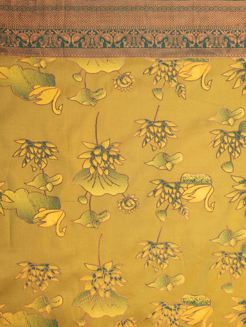 women floral printed bordered saree with blouse - 21068395 -  Standard Image - 5