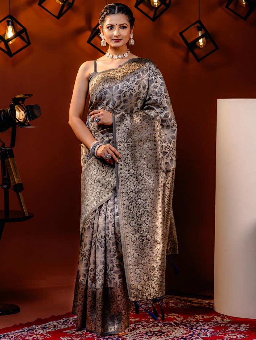women self design kanjivaram saree with blouse - 21068417 - Zoom Image - 0