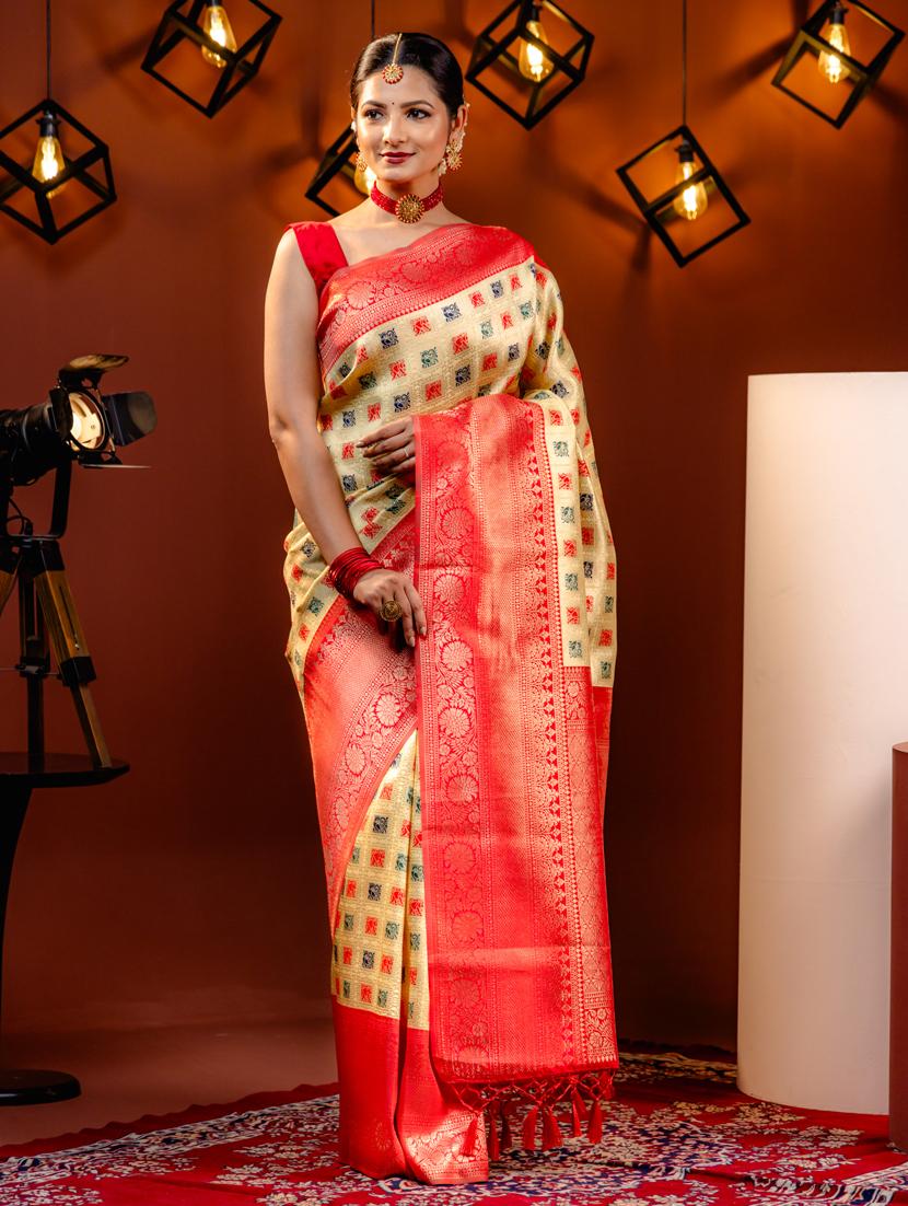 women self design kanjivaram saree with blouse - 21068428 - Zoom Image - 0