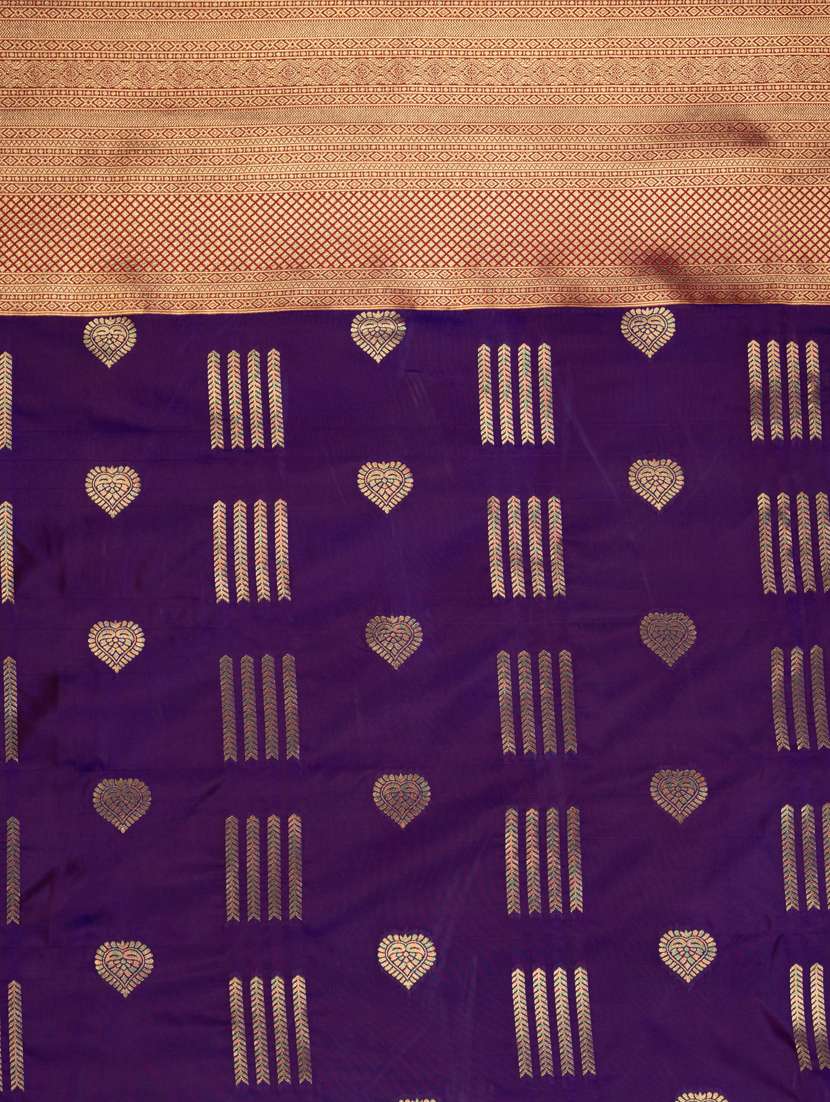 women self design kanjivaram saree with blouse - 21068432 - Standard Image - 5