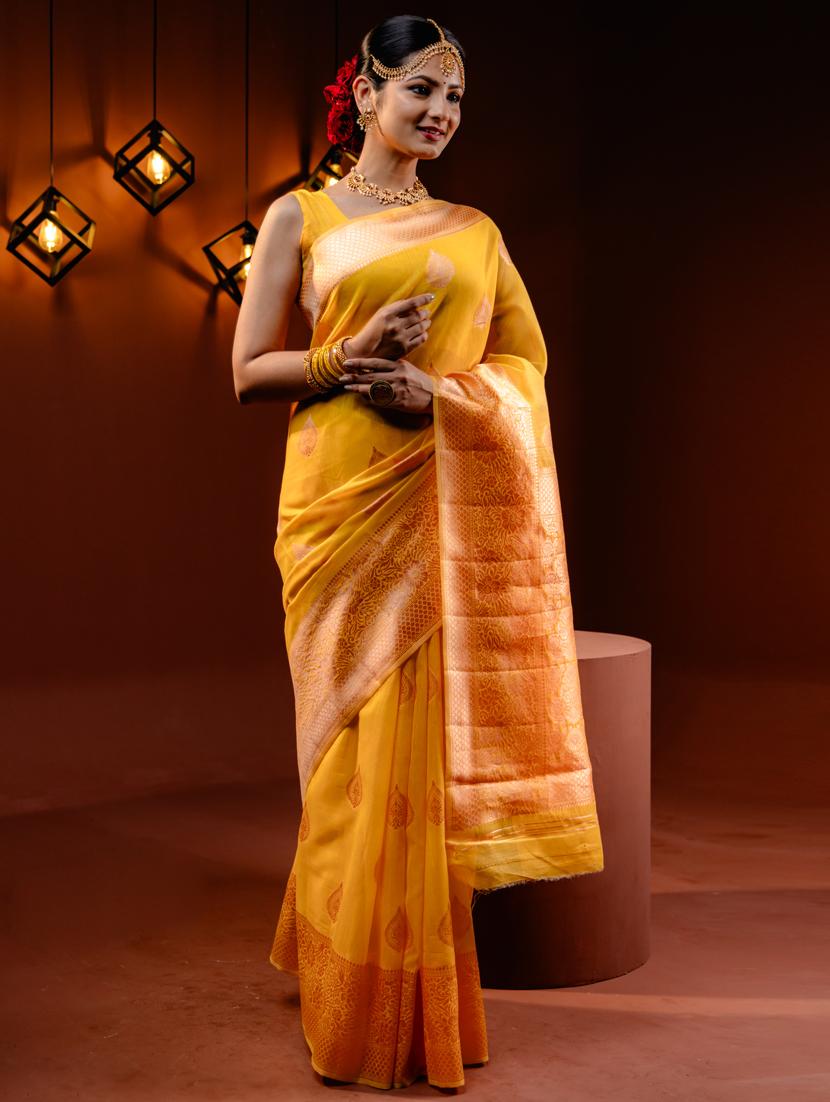 women self design banarasi saree with blouse - 21068459 - Zoom Image - 0