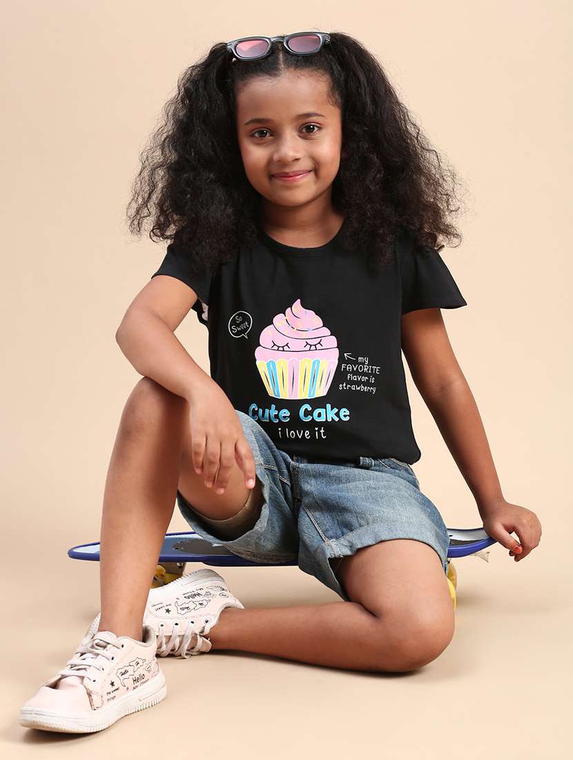 girls round neck short sleeves printed tees