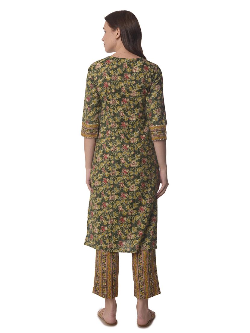 women three quarter sleeve straight kurta - 21070460 - Standard Image - 3