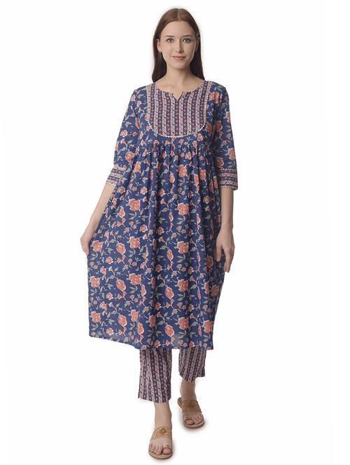 women three quarter sleeve a-line kurta - 21070461 -  Standard Image - 0