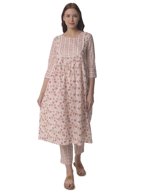 women three quarter sleeve a-line kurta - 21070463 -  Standard Image - 0