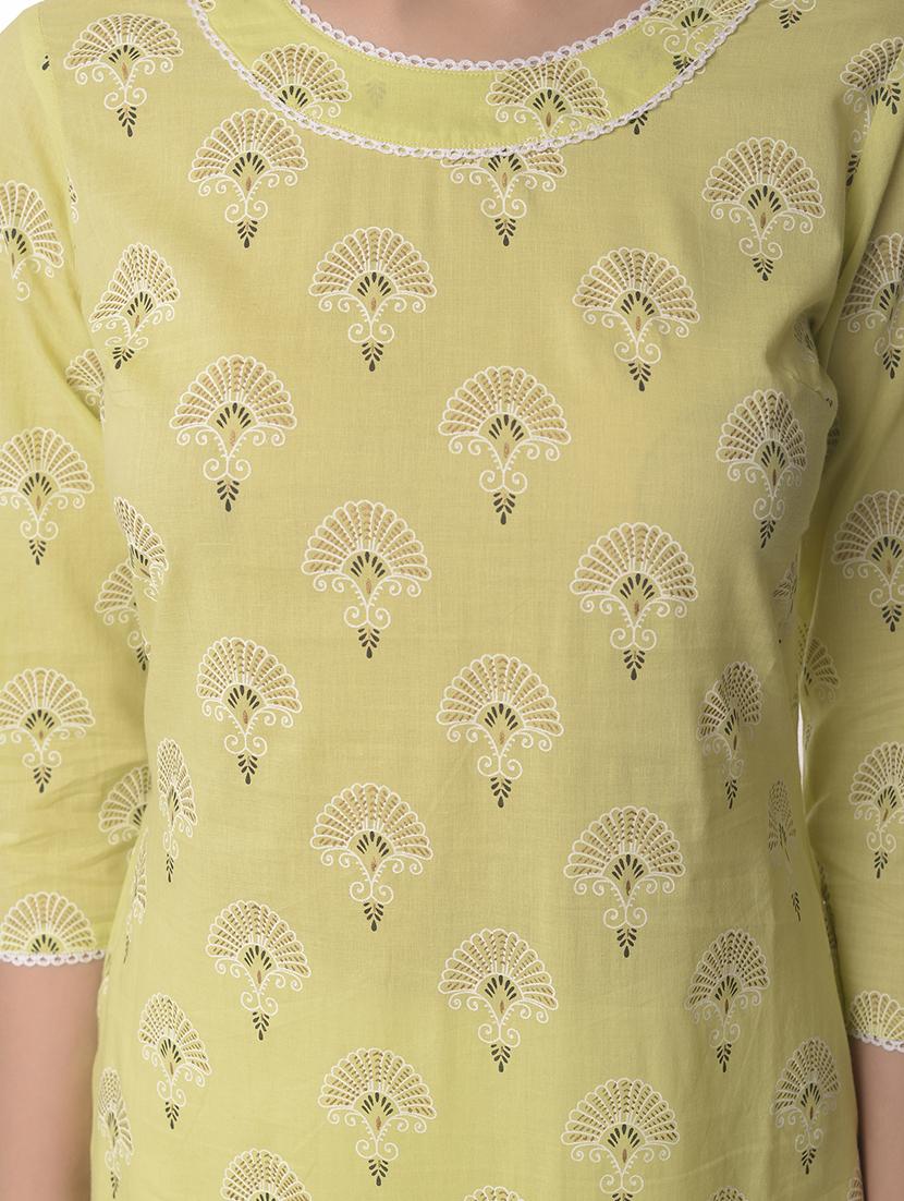 women three quarter sleeve straight kurta - 21070480 - Standard Image - 3