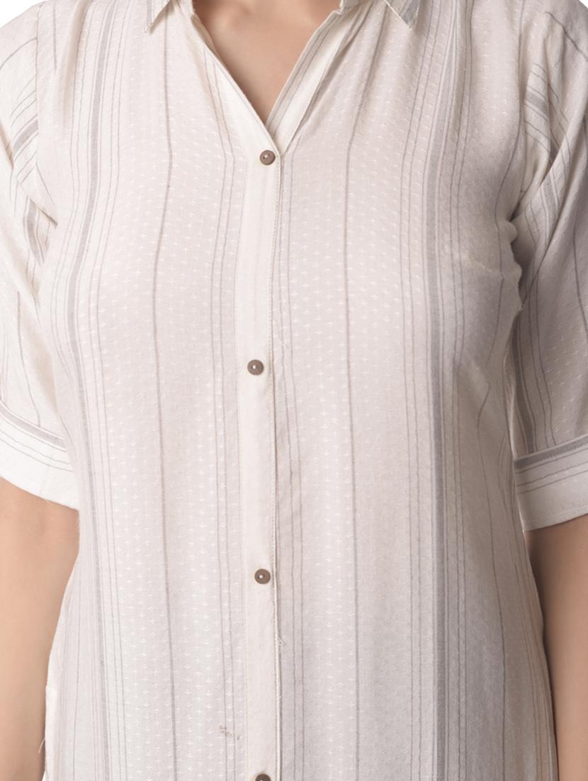women three quarter sleeve straight kurta - 21070491 - Standard Image - 3