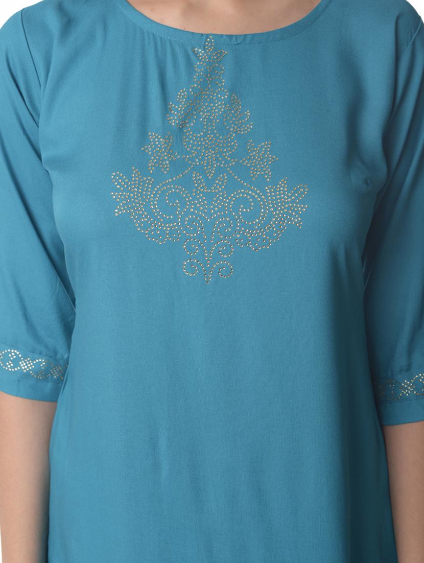 women three quarter sleeve straight kurta - 21070499 - Standard Image - 3