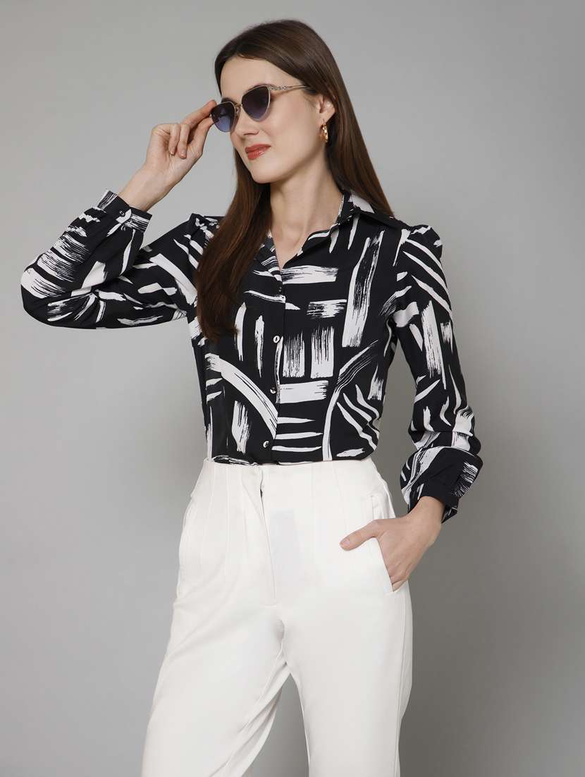black printed detailed regular shirt - 21072201 - Standard Image - 5