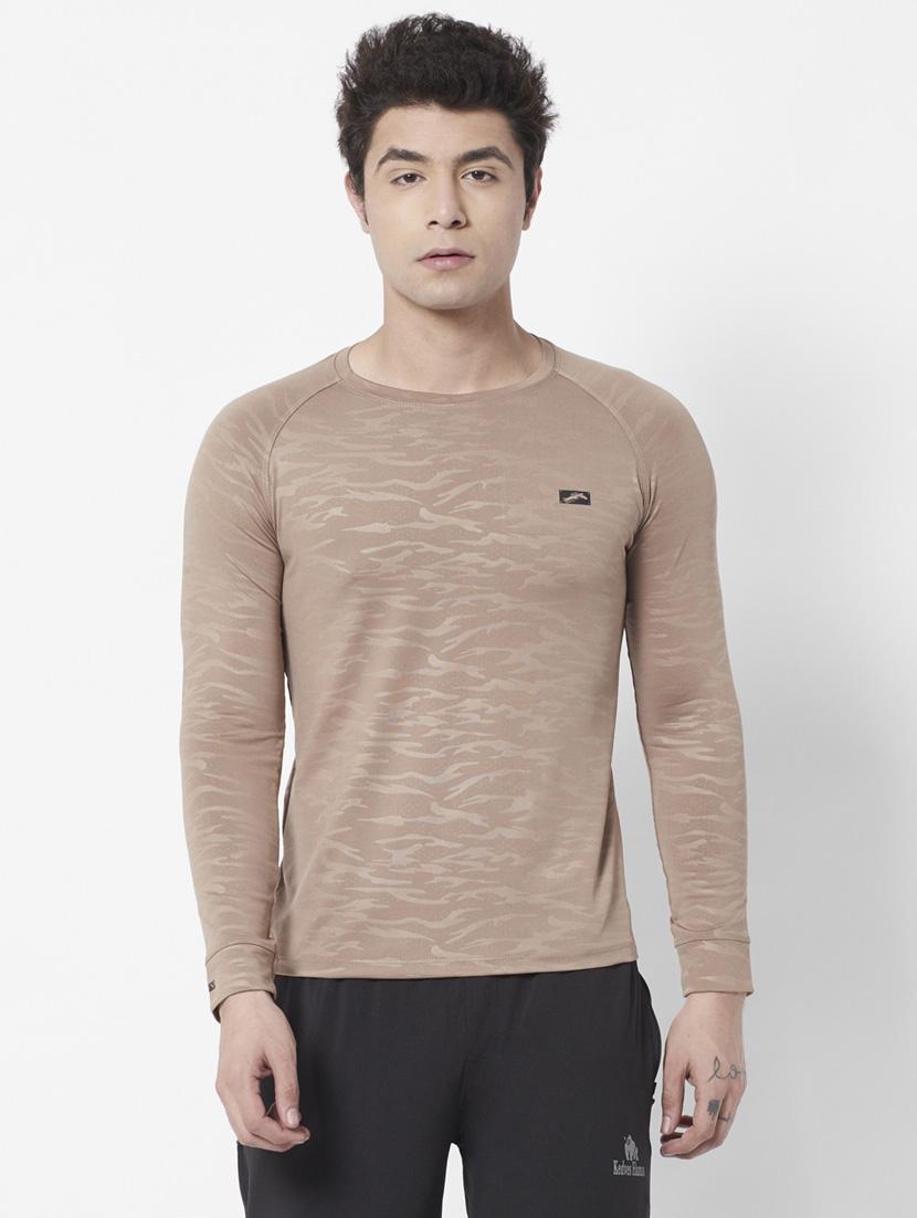 men self design round neck t-shirt - 21072779 -  Zoom Image - 0