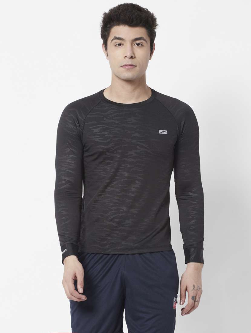 men self design round neck t-shirt - 21072781 -  Zoom Image - 0