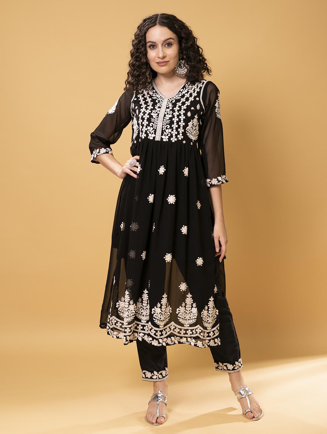 women three quarter sleeve suit set - 21073480 - Standard Image - 3