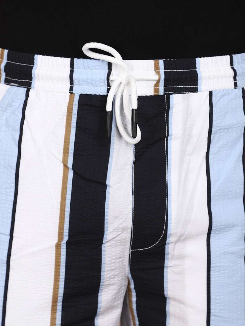 men striped mid rise cotton shorts - 21073890 -  Standard Image - 5