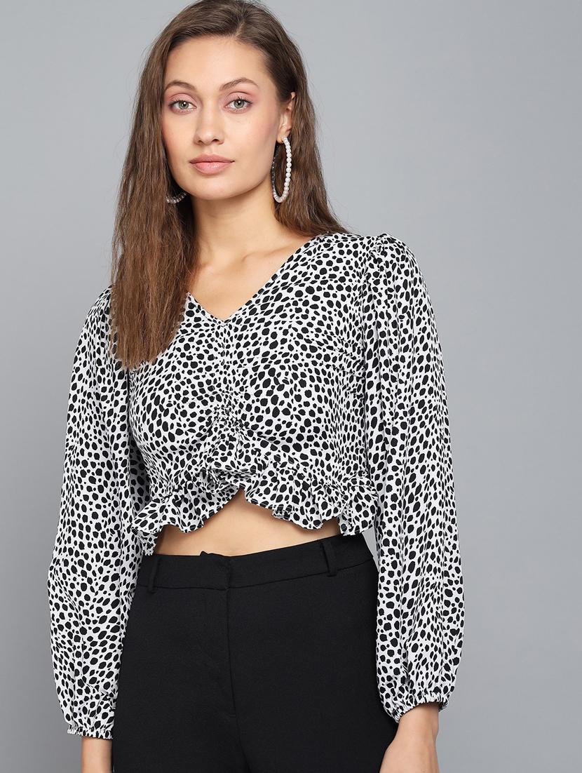 women white printed detailed crop top - 21074538 - Zoom Image - 0