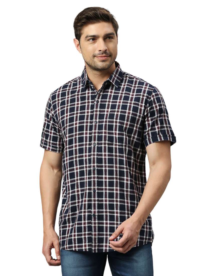 men checkered casual shirt - 21078729 -  Zoom Image - 0