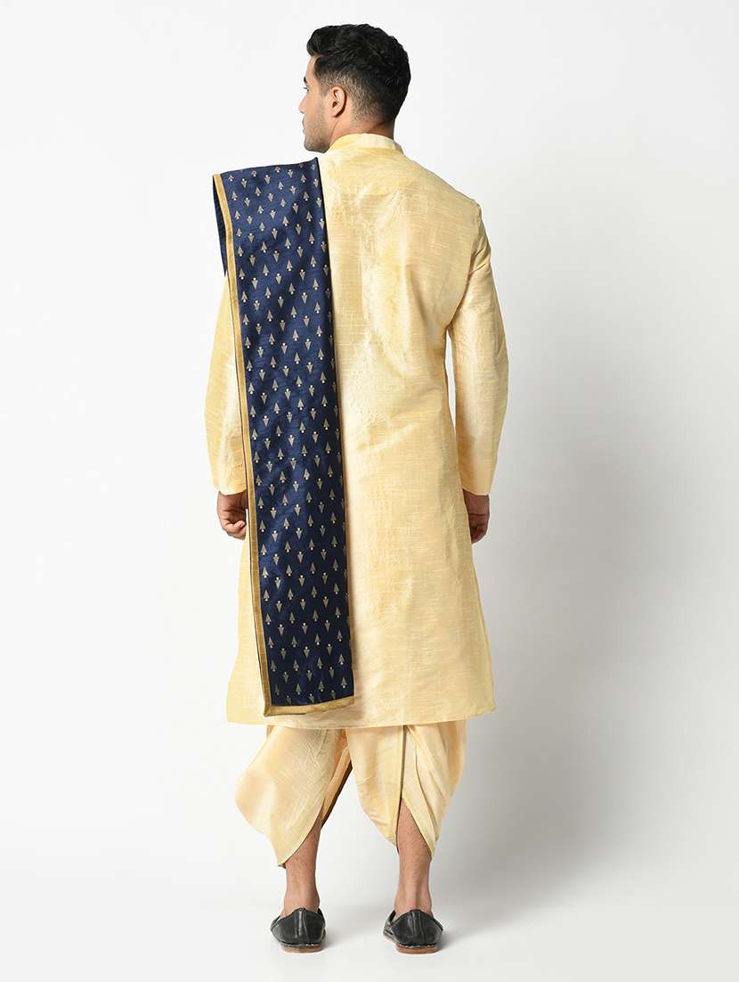 men silk dhoti kurta with dupatta - 21078909 - Standard Image - 3
