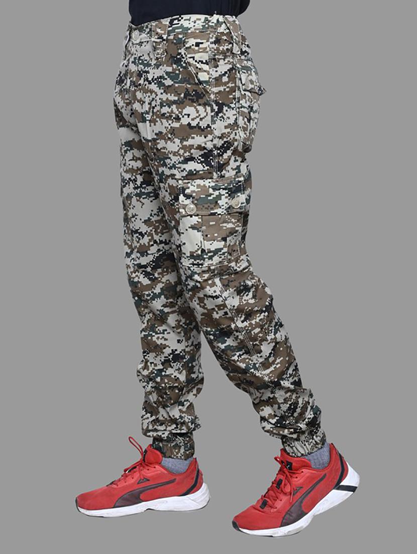 men mid-rise camouflage cargos casual trouser - 21081970 - Zoom Image - 0
