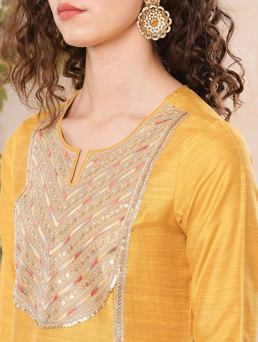 women kurta palazzo set with dupatta - 21082073 -  Standard Image - 3