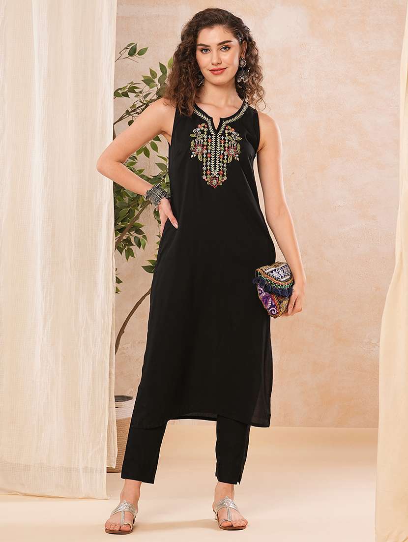 globus women black floral embroidered straight kurta & elasticated pants set