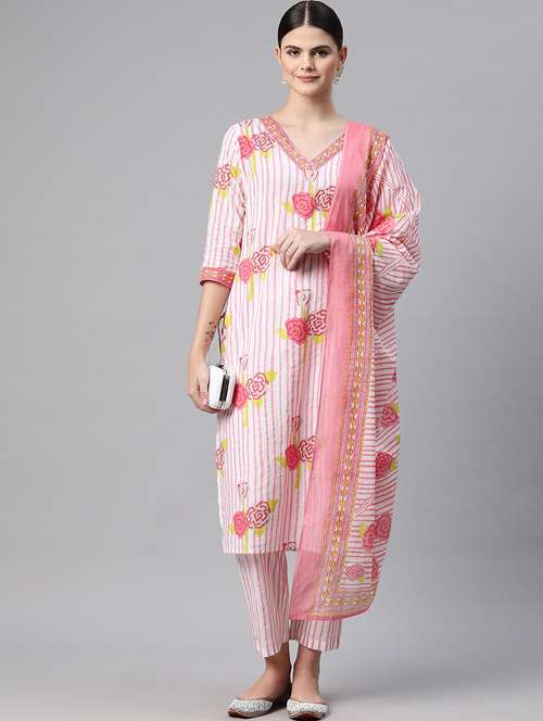women three quarter sleeve kurta pant with dupatta set - 21082612 -  Standard Image - 0