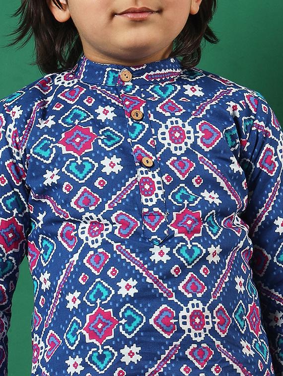 blue coated kurta set - 21083074 - Standard Image - 5